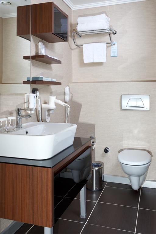איסטמבול Oezay Suites מראה חיצוני תמונה